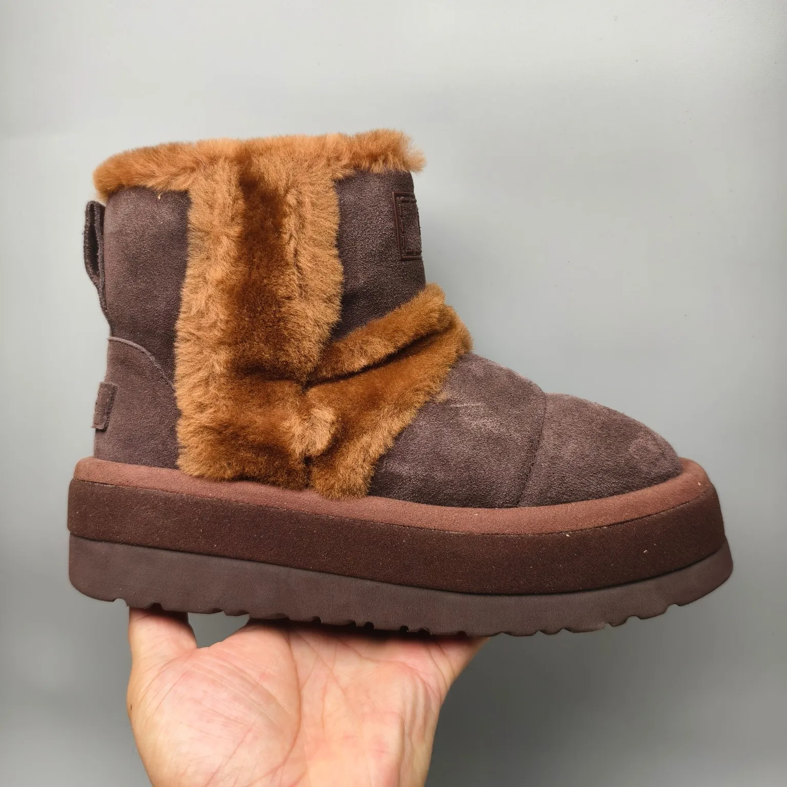💰600 UGG sheepskin all-in-one snow boots 3316 caterpillar thick-soled mid-top casual shoes Color: Maroon Chocolate Size: 35-41